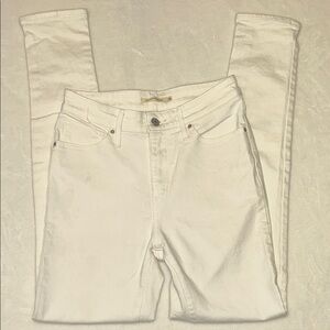 Levi’s 721 High Rise Skinny White Jeans Size 28